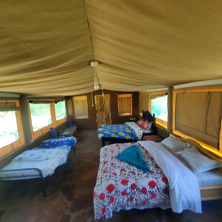 Hotel Oloirien Tented Camp Mara Simba Exteriér fotografie